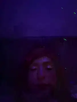 Snapshot of JullieWinduk chatting on October 3, 2025, 10:29 pm JullieWinduk online show from October 3, 2025, 10:29 pm