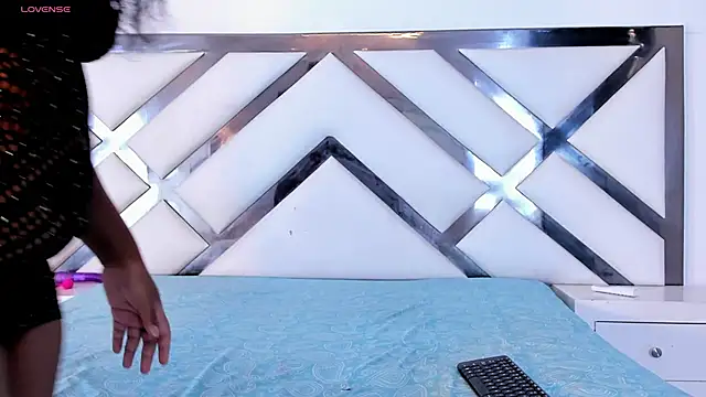 daenerysxxx online show from November 12, 2025, 7:13 pm