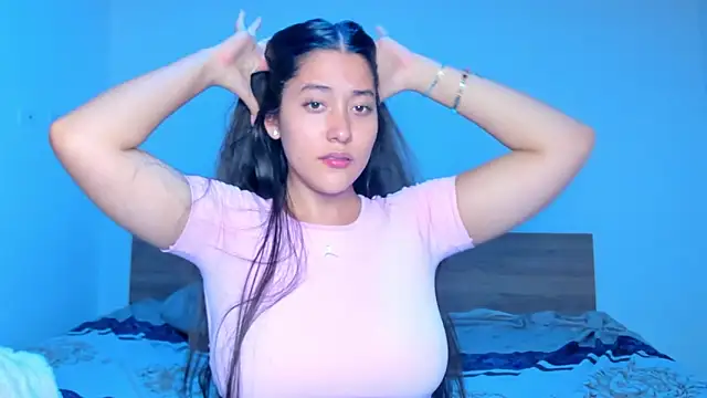 Snapshot of Nhefertary chatting on February 16, 2026, 3:24 am Nhefertary online show from February 16, 2026, 3:24 am