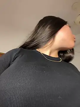 Snapshot of Nhefertary chatting on March 12, 2026, 11:55 pm Nhefertary online show from March 12, 2026, 11:55 pm