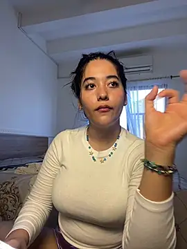 Snapshot of Nhefertary chatting on March 15, 2026, 10:16 pm Nhefertary online show from March 15, 2026, 10:16 pm