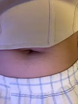 Snapshot of Nhefertary chatting on March 21, 2026, 8:19 am Nhefertary online show from March 21, 2026, 8:19 am