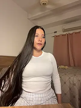 Snapshot of Nhefertary chatting on April 6, 2026, 4:46 am Nhefertary online show from April 6, 2026, 4:46 am