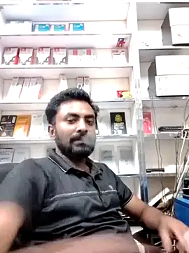 Snapshot of mfrboss1 chatting on October 19, 2025, 2:18 pm mfrboss1 online show from October 19, 2025, 2:18 pm