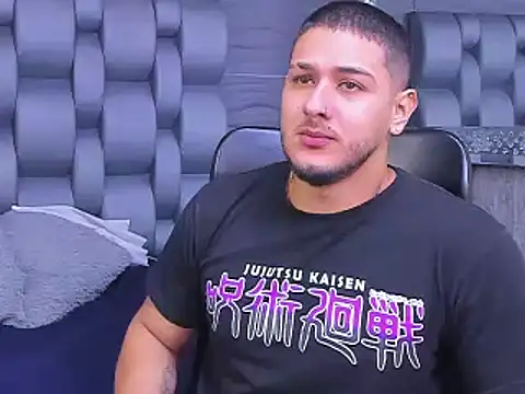 Snapshot of jasonshaw25 chatting on October 7, 2025, 11:24 pm jasonshaw25 online show from October 7, 2025, 11:24 pm