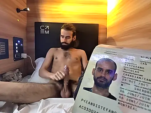 Snapshot of sexyyitaliano69 chatting on October 9, 2025, 12:19 am sexyyitaliano69 online show from October 9, 2025, 12:19 am