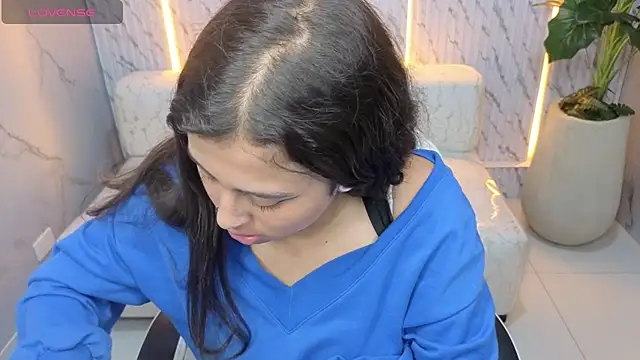 Snapshot of milky_tx chatting on October 8, 2025, 3:04 am milky tx online show from October 8, 2025, 3:04 am