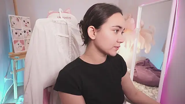 ShadowLotus  online show from October 30, 2025, 6:04 am