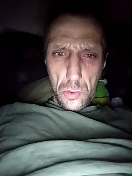 Snapshot of DeafeningCoil590 chatting on October 25, 2025, 5:04 am DeafeningCoil590 online show from October 25, 2025, 5:04 am