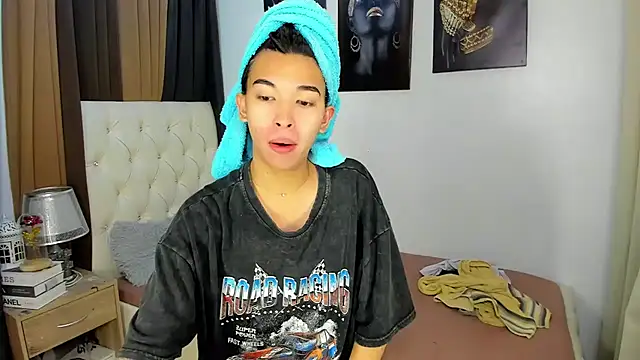 Snapshot of Yourdreamgoddess chatting on November 3, 2025, 3:57 pm Yourdreamgoddess online show from November 3, 2025, 3:57 pm