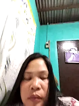 Snapshot of shyhotpinay_32 chatting on October 12, 2025, 5:34 pm shyhotpinay 32 online show from October 12, 2025, 5:34 pm