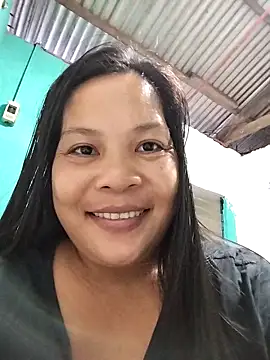 Snapshot of shyhotpinay_32 chatting on November 22, 2025, 9:58 pm shyhotpinay 32 online show from November 22, 2025, 9:58 pm