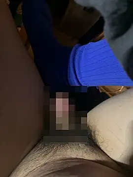 Snapshot of JinVelvet chatting on April 3, 2026, 5:22 pm JinVelvet online show from April 3, 2026, 5:22 pm