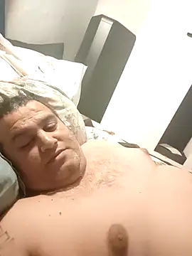 Snapshot of Zsoltzsolti23 chatting on November 26, 2025, 9:16 pm Zsoltzsolti23 online show from November 26, 2025, 9:16 pm