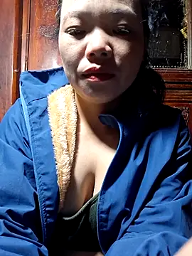 miomio-12 online show from November 9, 2025, 9:46 pm