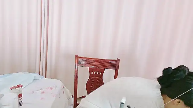 CCOO520 online show from October 23, 2025, 2:55 am