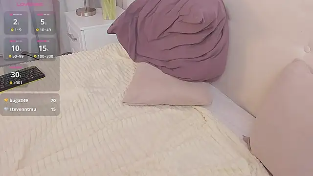 Snapshot of Jessie_Rayne chatting on November 11, 2025, 6:13 am Jessie Rayne online show from November 11, 2025, 6:13 am