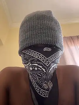 Snapshot of Bandana-Lad chatting on October 26, 2025, 8:42 am Bandana-Lad online show from October 26, 2025, 8:42 am