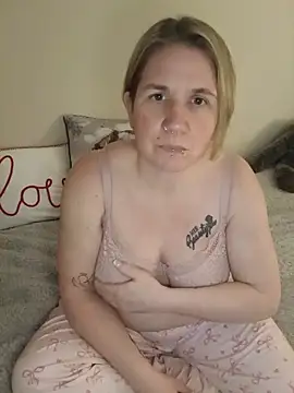 LaceyWestxx online show from March 4, 2026, 6:25 pm