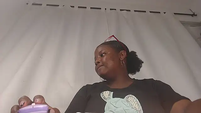 Kim Browns online show from April 1, 2026, 2:12 am