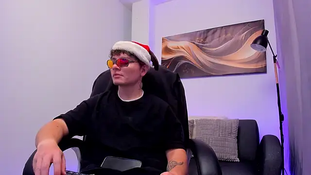 Leoo Miller online show from December 5, 2025, 4:10 am