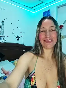 Keila10 online show from October 14, 2025, 5:25 pm