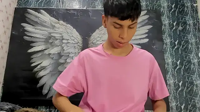 sexyboys cutex18 online show from March 23, 2026, 4:27 am