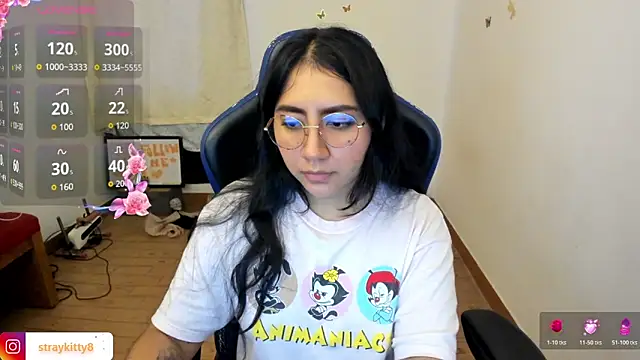 LoveLyy- online show from February 6, 2026, 4:32 pm