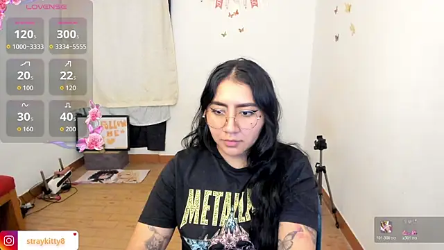 LoveLyy- online show from March 11, 2026, 8:59 pm