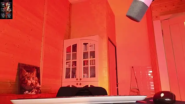 Lady Shine online show from April 13, 2026, 4:56 pm