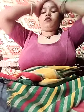 Snapshot of Rashilee_bhabhi chatting on October 15, 2025, 8:25 am Rashilee bhabhi online show from October 15, 2025, 8:25 am