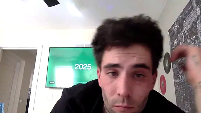 nvthvn555 online show from November 18, 2025, 7:51 pm