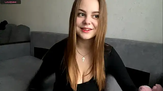 Snapshot of Mary_cherybaby chatting on October 23, 2025, 2:05 pm Mary cherybaby online show from October 23, 2025, 2:05 pm