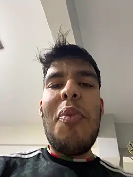 Snapshot of sertsikici20cm__ chatting on January 16, 2026, 4:00 pm sertsikici20cm online show from January 16, 2026, 4:00 pm