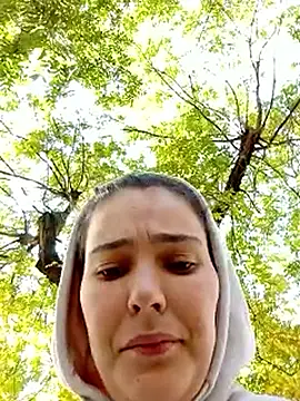 Snapshot of Beatrice1905 chatting on October 21, 2025, 11:55 am Beatrice1905 online show from October 21, 2025, 11:55 am