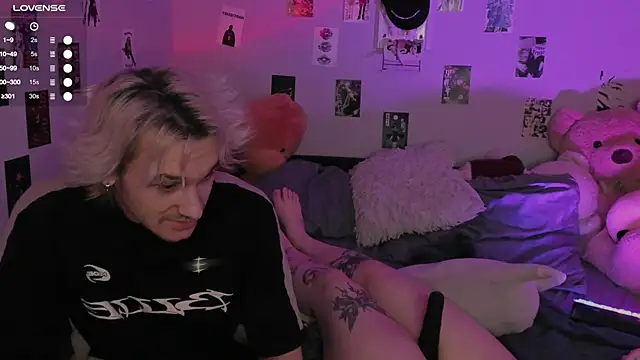 g4tito online show from November 18, 2025, 4:39 am