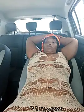 Bigboobsbooty online show from February 11, 2026, 12:32 pm