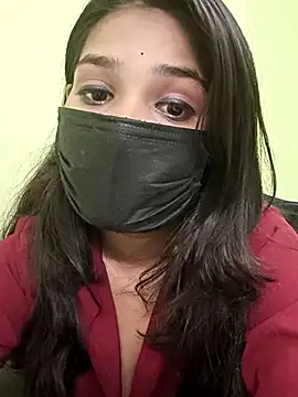 Snapshot of Beautiful_Eye chatting on December 13, 2025, 8:04 pm Beautiful Eye online show from December 13, 2025, 8:04 pm