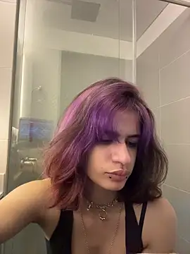 sukulaurens online show from December 18, 2025, 6:52 am