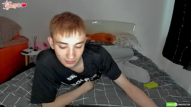 felixcurt69 online show from May 19, 2026, 8:42 am