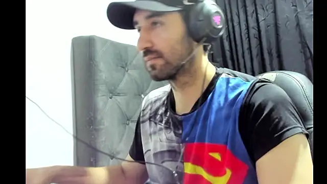 coolfriki online show from October 27, 2025, 3:21 am