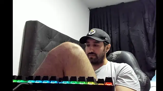 coolfriki online show from December 21, 2025, 3:57 am