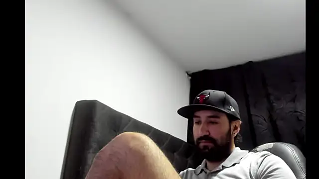 coolfriki online show from January 6, 2026, 2:26 am