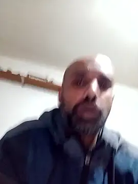 Snapshot of T1T012 chatting on January 10, 2026, 11:09 pm T1T012 online show from January 10, 2026, 11:09 pm