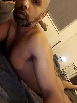 Snapshot of T1T012 chatting on January 13, 2026, 8:03 pm T1T012 online show from January 13, 2026, 8:03 pm