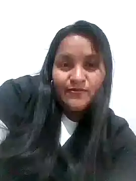 lucia00xx online show from October 21, 2025, 11:49 pm