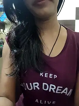 anjali2351 online show from November 6, 2025, 6:53 pm