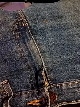 Snapshot of MRDXXX12 chatting on October 10, 2025, 3:22 pm MRDXXX12 online show from October 10, 2025, 3:22 pm