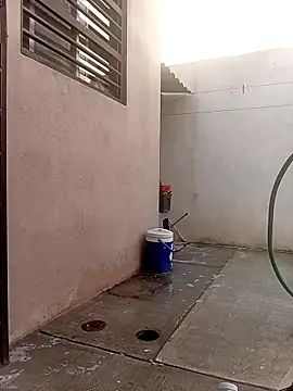 Snapshot of MRDXXX12 chatting on October 20, 2025, 6:19 pm MRDXXX12 online show from October 20, 2025, 6:19 pm