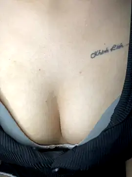 Snapshot of Lyly69699 chatting on November 11, 2025, 1:55 pm Lyly69699 online show from November 11, 2025, 1:55 pm